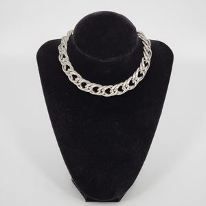 Chunky chain choker
